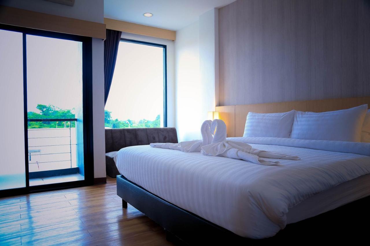 Sr Boutique Hotel Thakhek Exterior photo